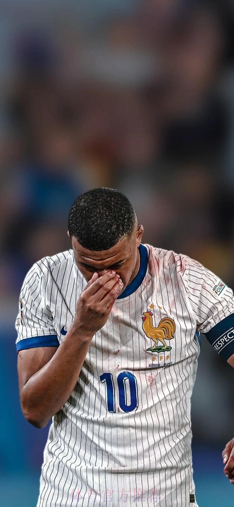 六台记者:姆巴佩不会首发出战萨尔茨堡 仍虚弱 六台记者:姆巴佩不会首发出战萨尔茨堡 仍虚弱